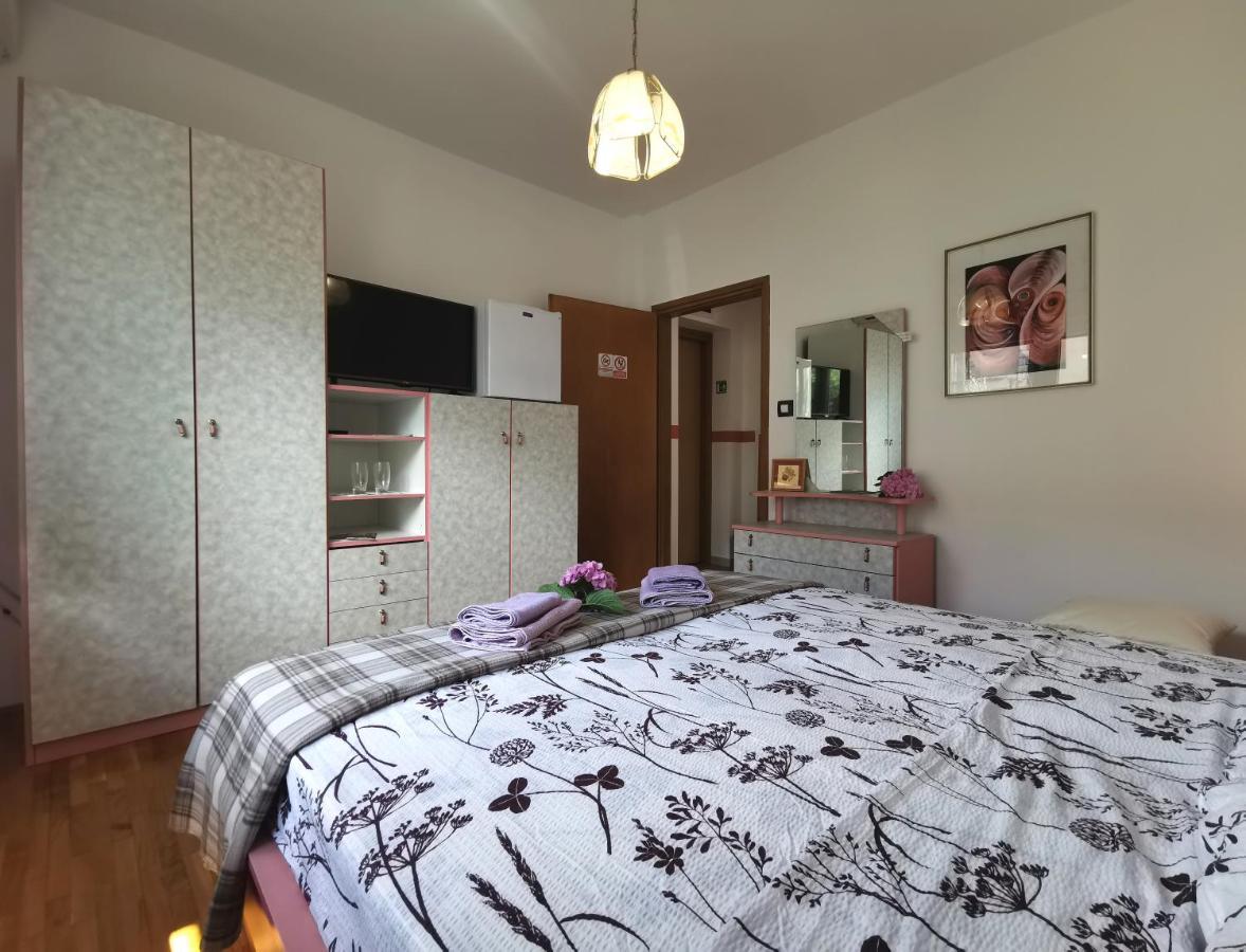 App & Room Le Palme Umag Buitenkant foto