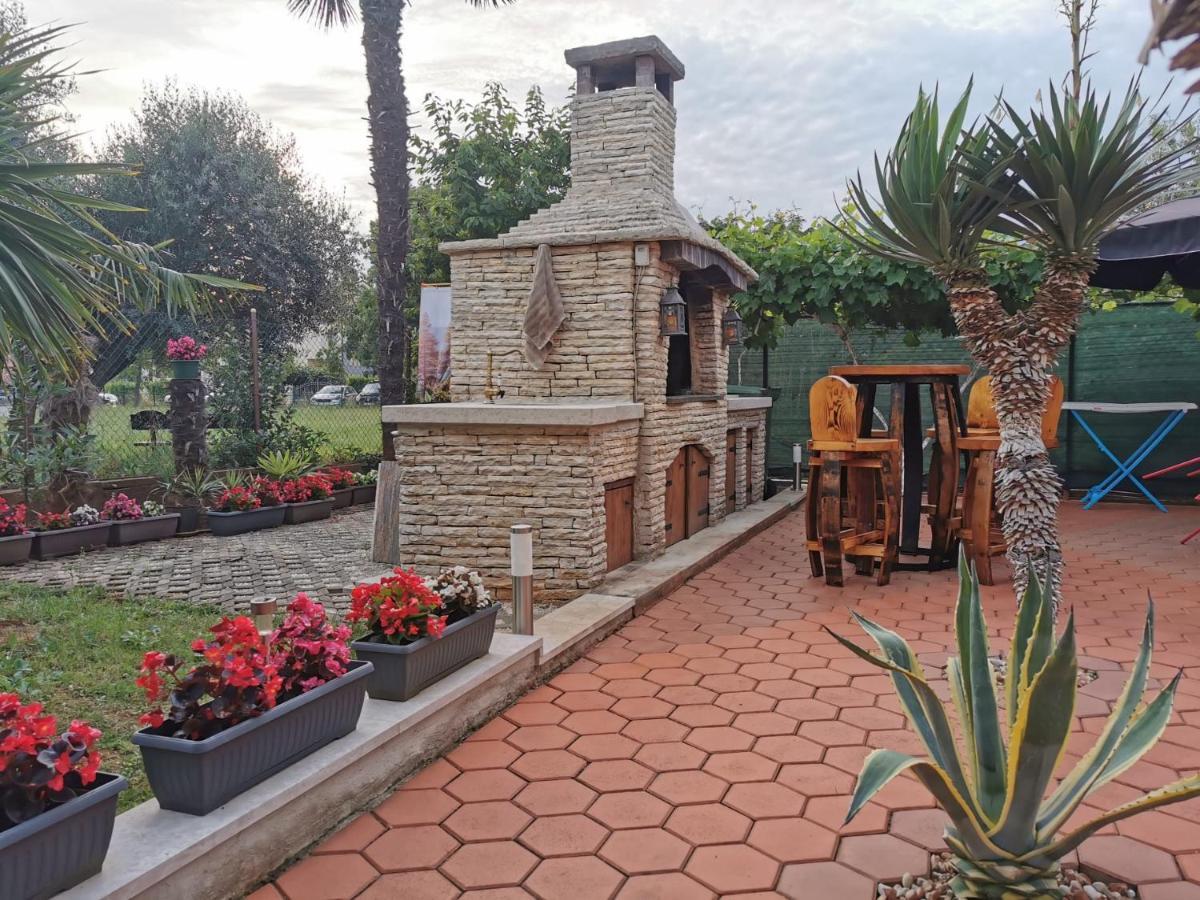 App & Room Le Palme Umag Buitenkant foto